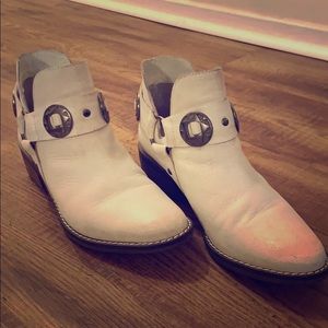 Chinese Laundry white booties